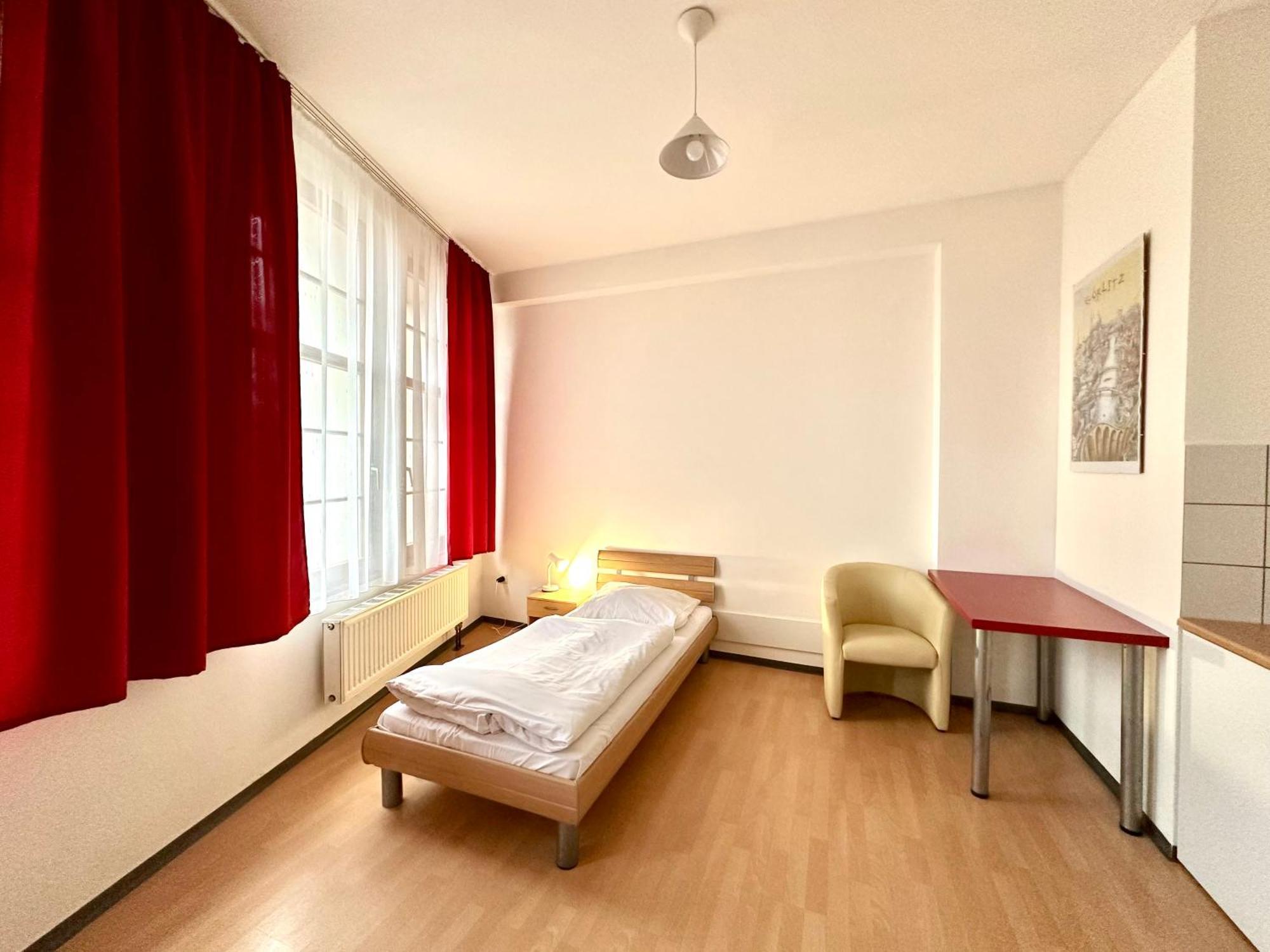 Picobello Pension Görlitz Extérieur photo