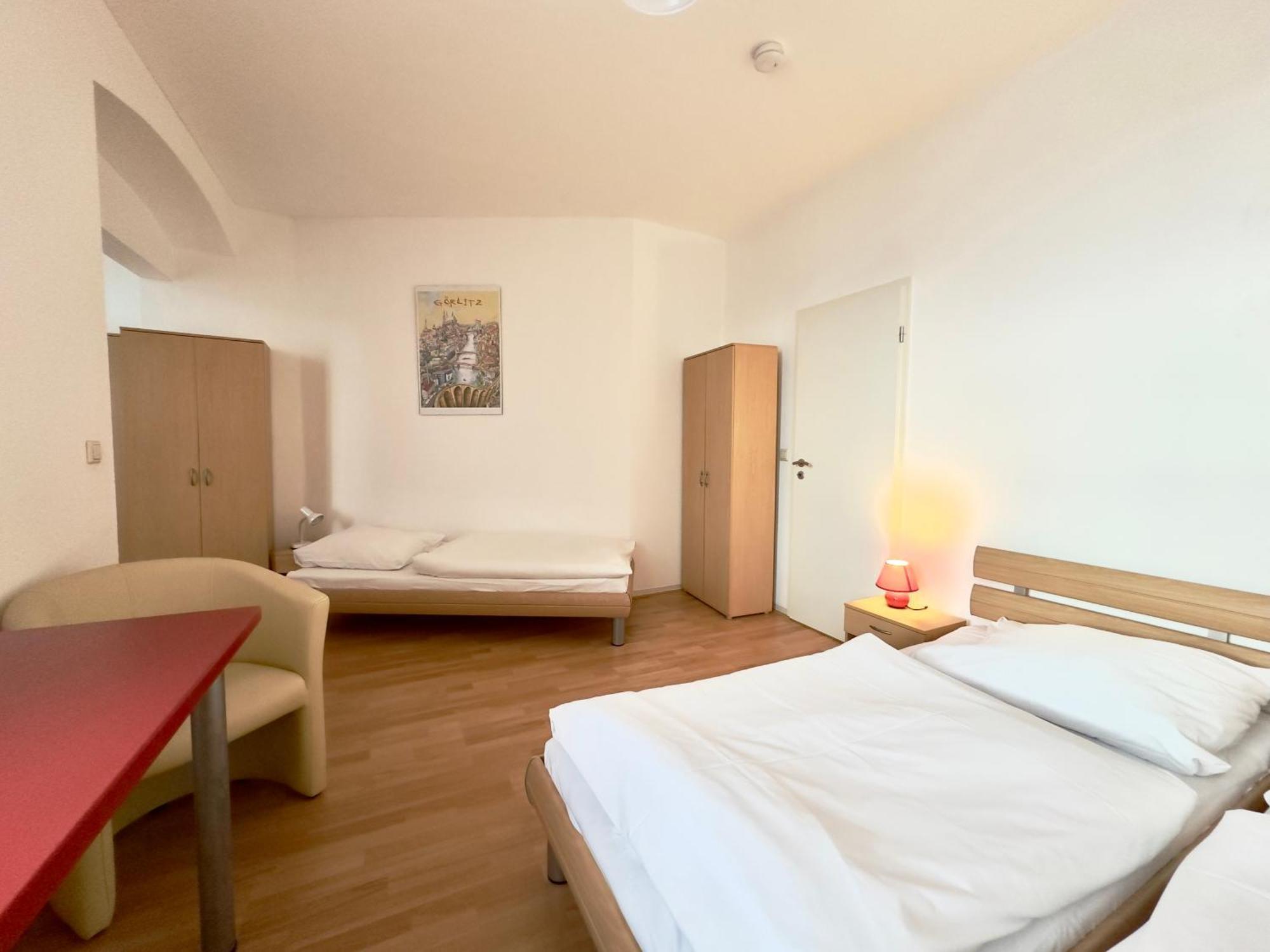 Picobello Pension Görlitz Extérieur photo